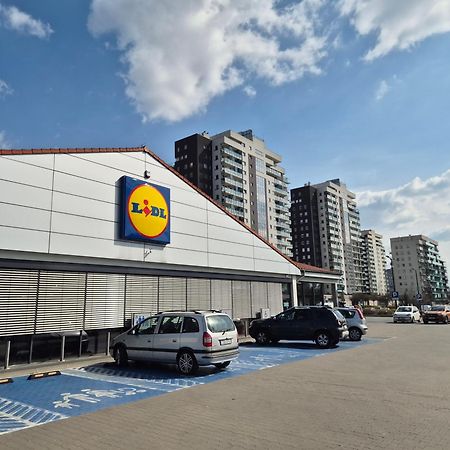 Apartament Wsrod 1000Cy Swiatel - Z Parkingiem W Hali Garazowej- Duzy Balkon Z Lezakami - Piekny Widok Noca Na Panorame Tysiaclecia Katowice Exterior foto