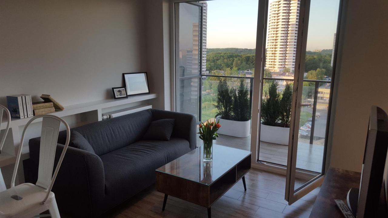 Apartament Wsrod 1000Cy Swiatel - Z Parkingiem W Hali Garazowej- Duzy Balkon Z Lezakami - Piekny Widok Noca Na Panorame Tysiaclecia Katowice Exterior foto