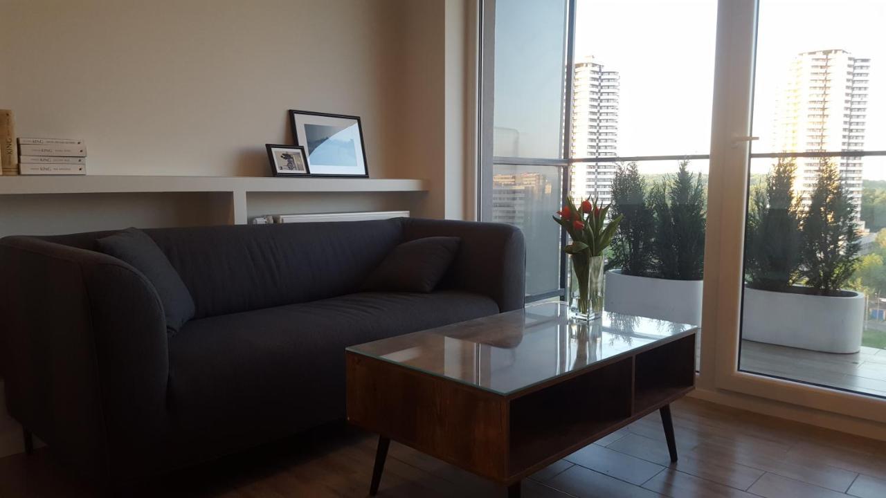 Apartament Wsrod 1000Cy Swiatel - Z Parkingiem W Hali Garazowej- Duzy Balkon Z Lezakami - Piekny Widok Noca Na Panorame Tysiaclecia Katowice Exterior foto