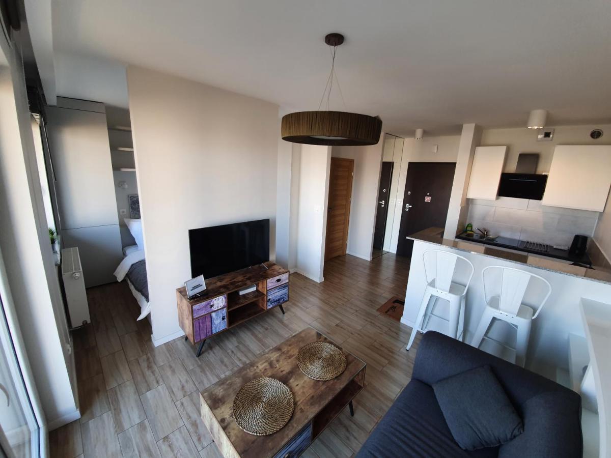 Apartament Wsrod 1000Cy Swiatel - Z Parkingiem W Hali Garazowej- Duzy Balkon Z Lezakami - Piekny Widok Noca Na Panorame Tysiaclecia Katowice Exterior foto