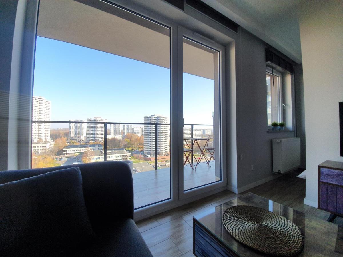 Apartament Wsrod 1000Cy Swiatel - Z Parkingiem W Hali Garazowej- Duzy Balkon Z Lezakami - Piekny Widok Noca Na Panorame Tysiaclecia Katowice Exterior foto